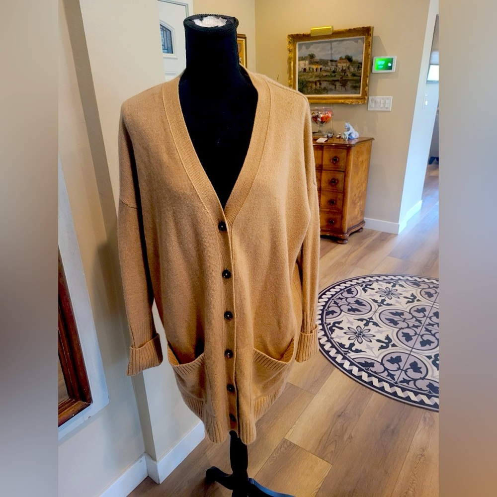 Long Cardigan! A must for your closet! Classic! Worn 1x